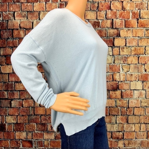 JOIE Crew Neck Knit Sweater in Baby Blue Size Medium - Picture 2 of 8